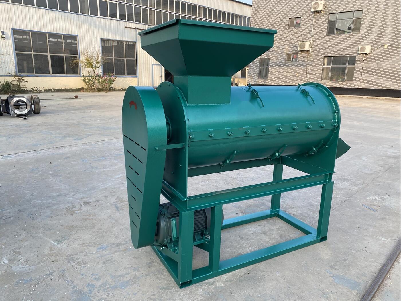 Paddy De-awning Machine